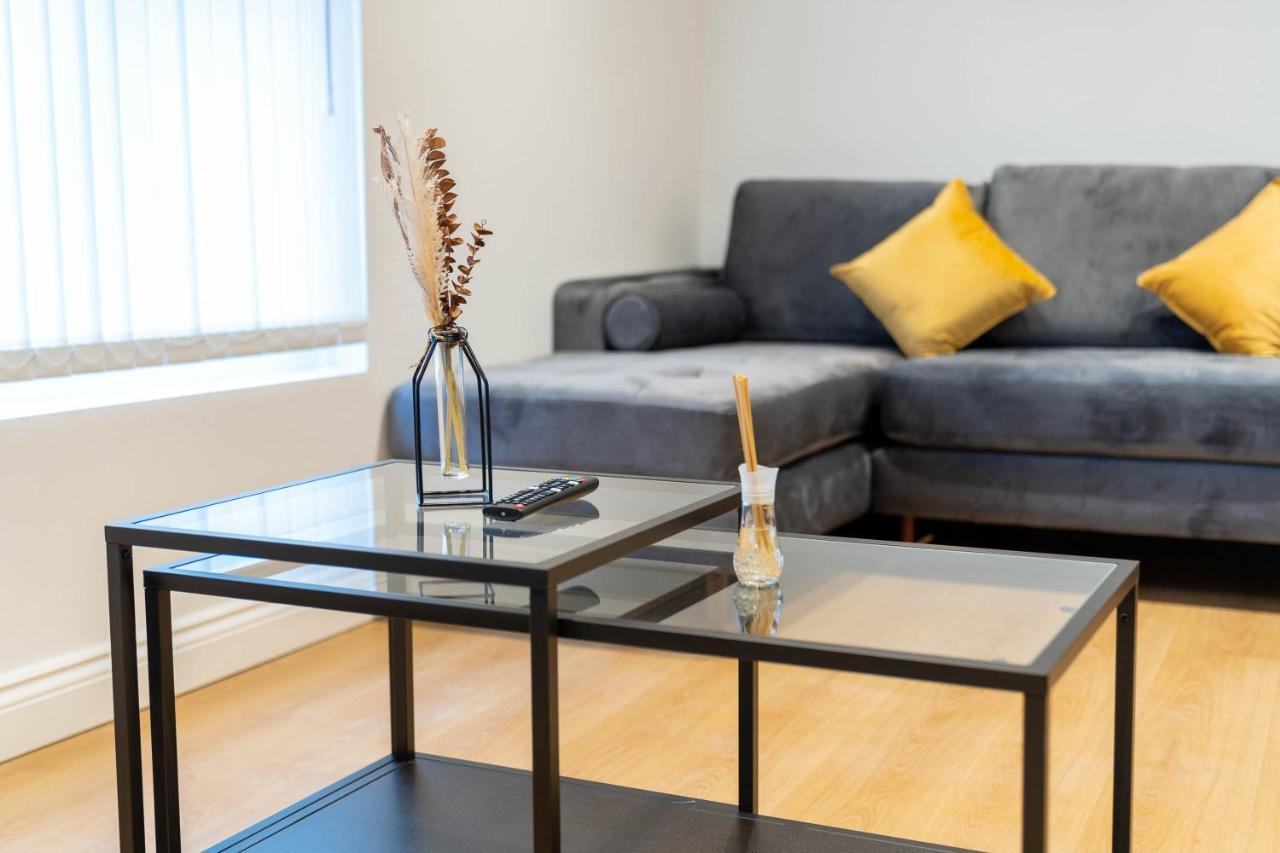 Two Bedroom Apartment-One Choice Stays- Jewellery Quarter Birmingham Exteriör bild